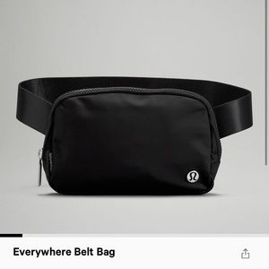 NWT lululemon everywhere belt bag